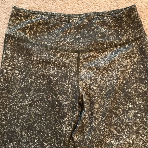 Hylete Capri Athletic Leggings Womens Size M Green - Picture 3 of 9